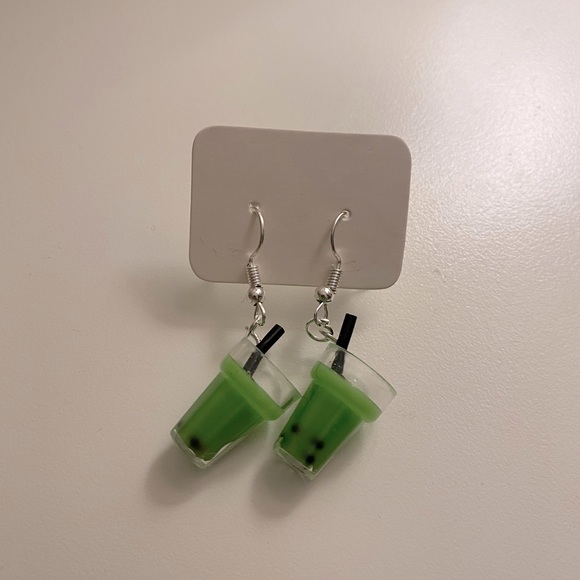 ✨Host Pick!✨🌟4/$25🌟 Green Tea Boba Earrings - Picture 1 of 1